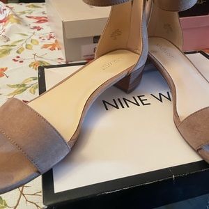 Nine West Sandals back zip & tassels